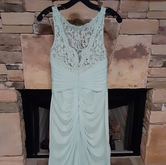 Sleeveless long mesh dress with corded lace - Picture 3 of 7